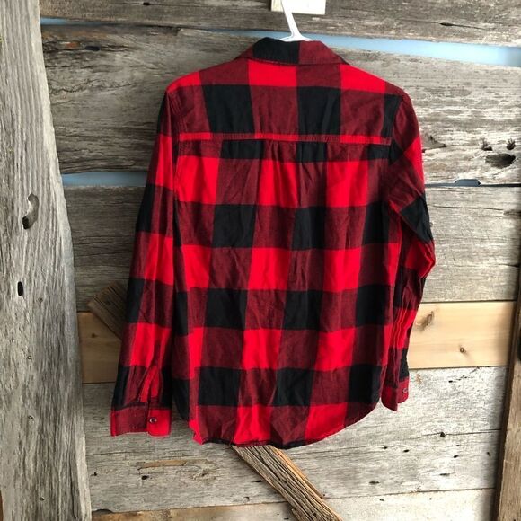 𝅺old Navy size Med Red and black buffalo plaid button down shirt - Picture 3 of 5
